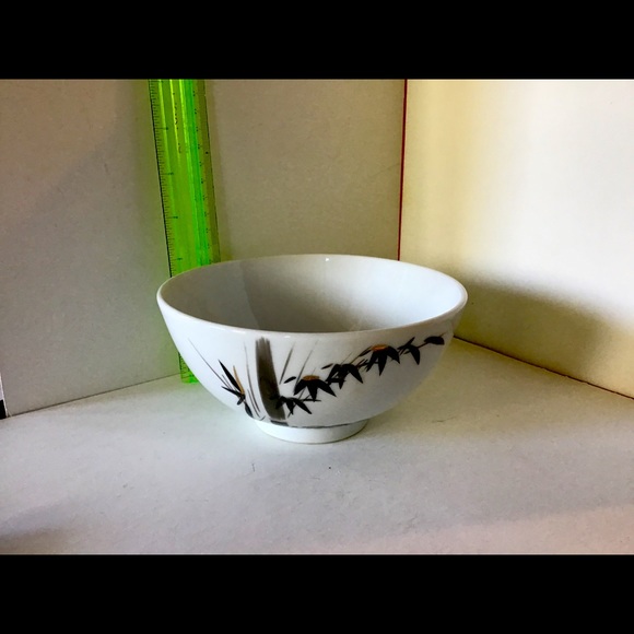 Vintage Made in Japan Bowl - Picture 1 of 4